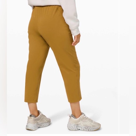 Lululemon Spiced Bronze High-Waist Cropped Pants – Elastic Waist – Size 4 - Picture 3 of 11